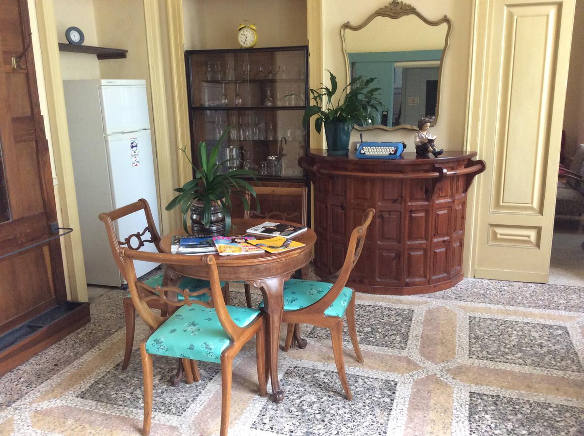 Hotel Villa Della Quercia 베르바니아 외부 사진