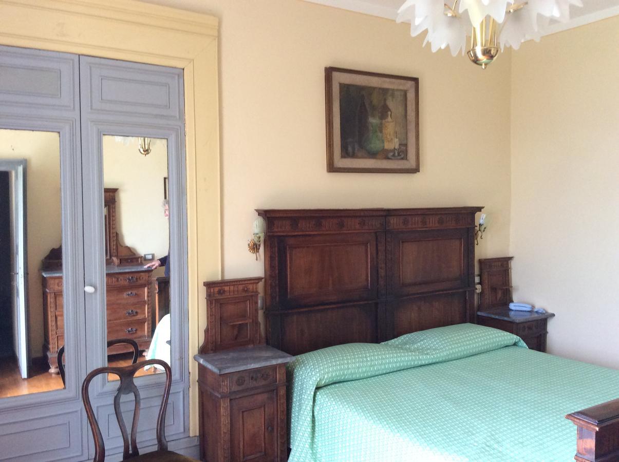Hotel Villa Della Quercia 베르바니아 외부 사진